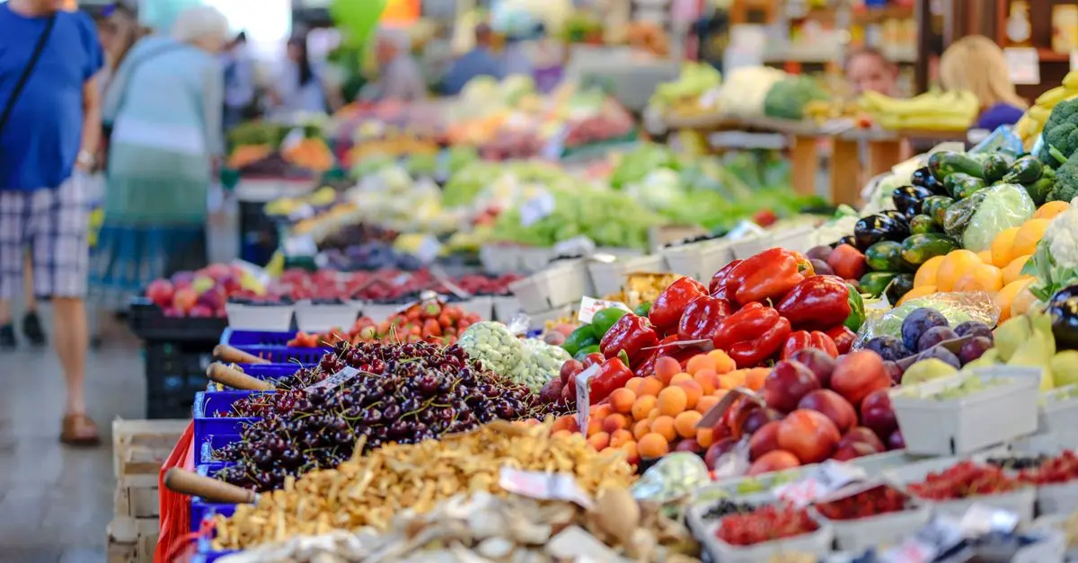 Comment fonctionne un marché local en Provence ?